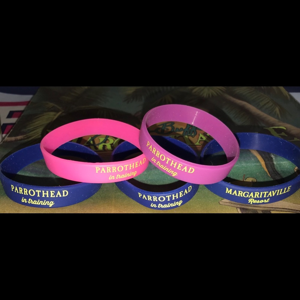 🦜🦜NEW 5 MARGARITAVILLE JELLY BRACELETS🦜🦜